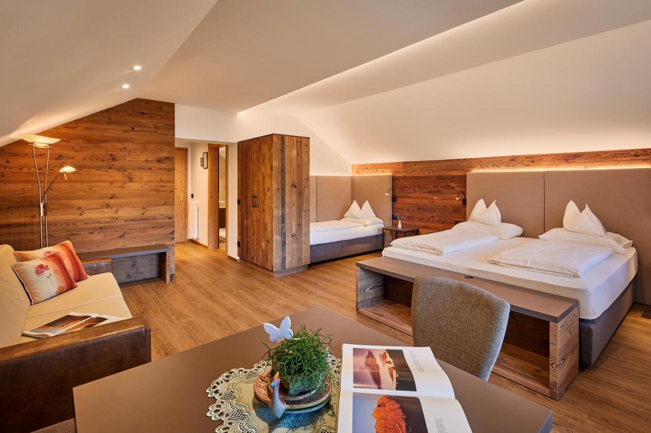Mountain B&B - La Scalira Корвара-ин-Бадия Экстерьер фото