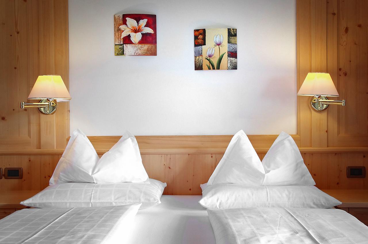 Mountain B&B - La Scalira Корвара-ин-Бадия Экстерьер фото