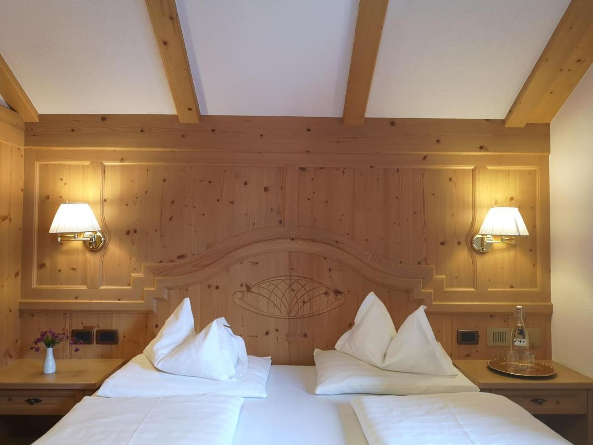 Mountain B&B - La Scalira Корвара-ин-Бадия Экстерьер фото