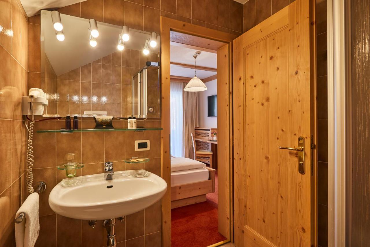 Mountain B&B - La Scalira Корвара-ин-Бадия Экстерьер фото